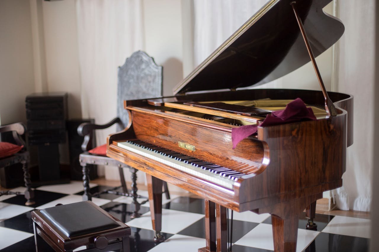 Why You Should Hire a Piano Moving Specialist